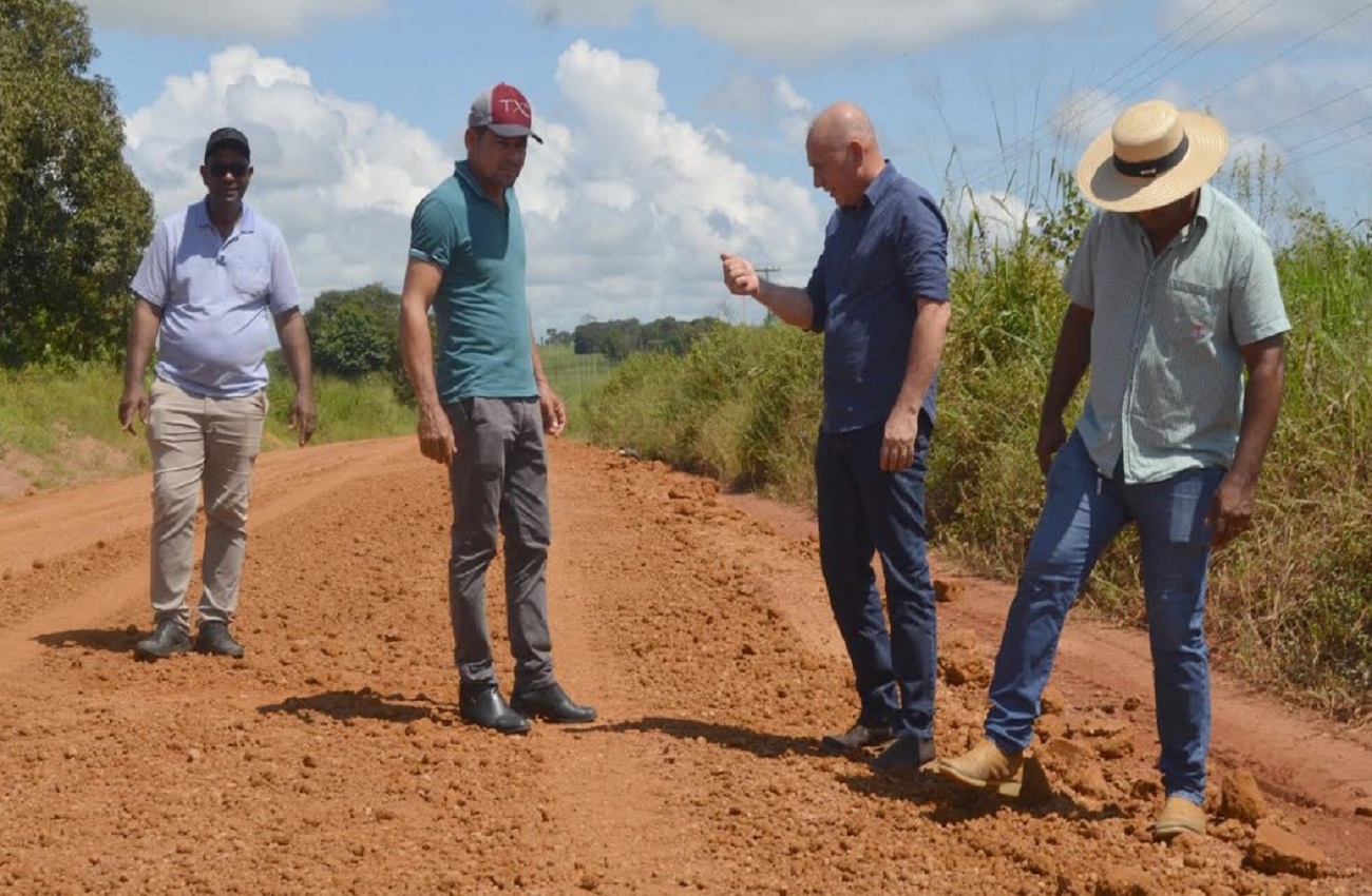 Deputado Ezequiel Neiva Vistoria Obras de Recuperação da RO-420 (Linha D) em Nova Mamoré