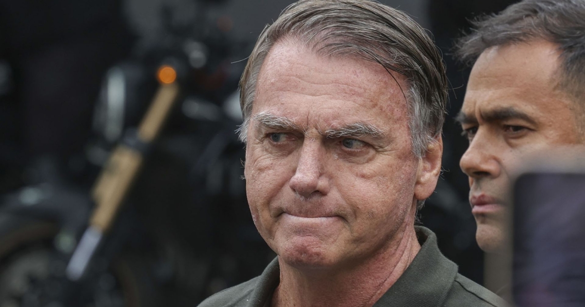 Jair Bolsonaro é preso preventivamente pela PF em Brasília por 'iminente risco de fuga'