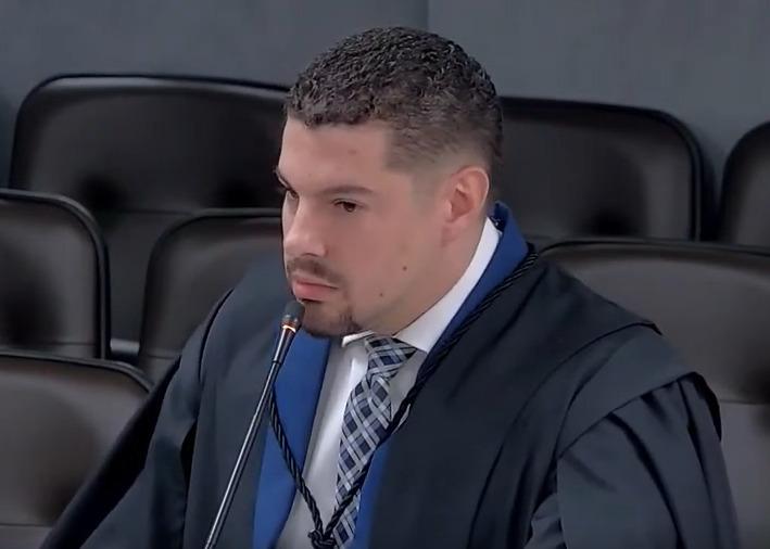 STJ não calou prefeitos e gestores: o que está em jogo na divulgação de ações públicas nas redes sociais?