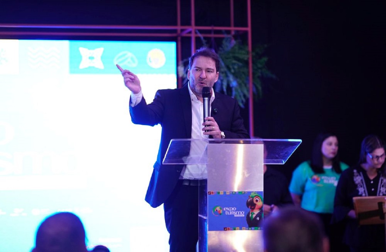 Alex Redano prestigia abertura da Expo Turismo Rondônia 2025