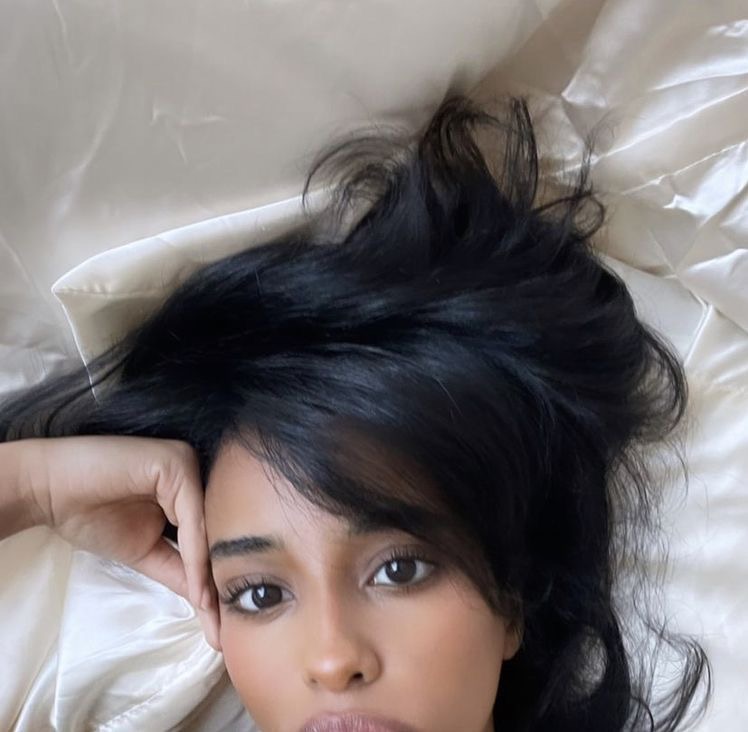 Substack profile picture for @sobbing