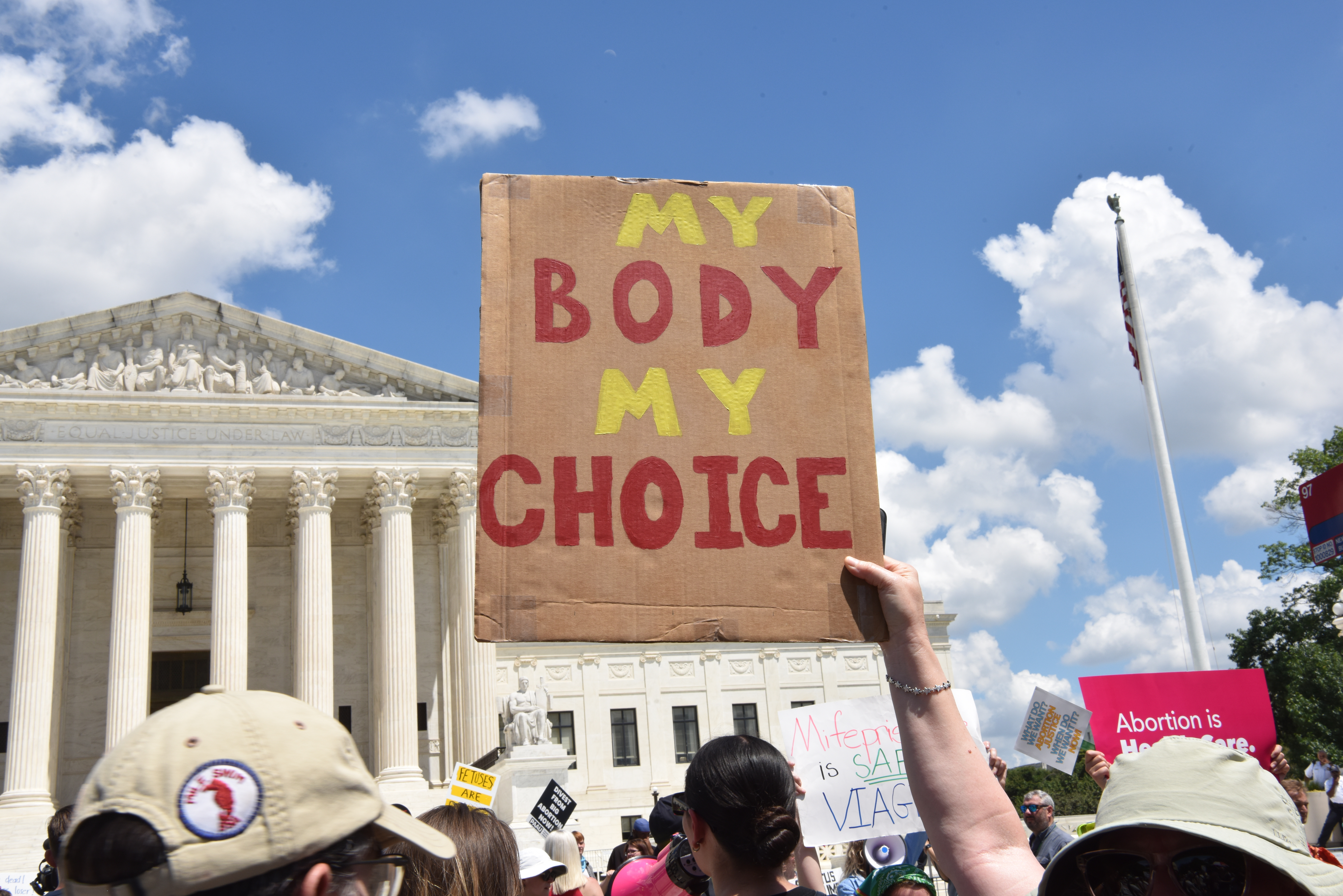 jessica.substack.com - Kylie Cheung - Judge Rules Abortion Pill Restrictions Unlawful as GOP Targets Free Speech: The Week in Abortion