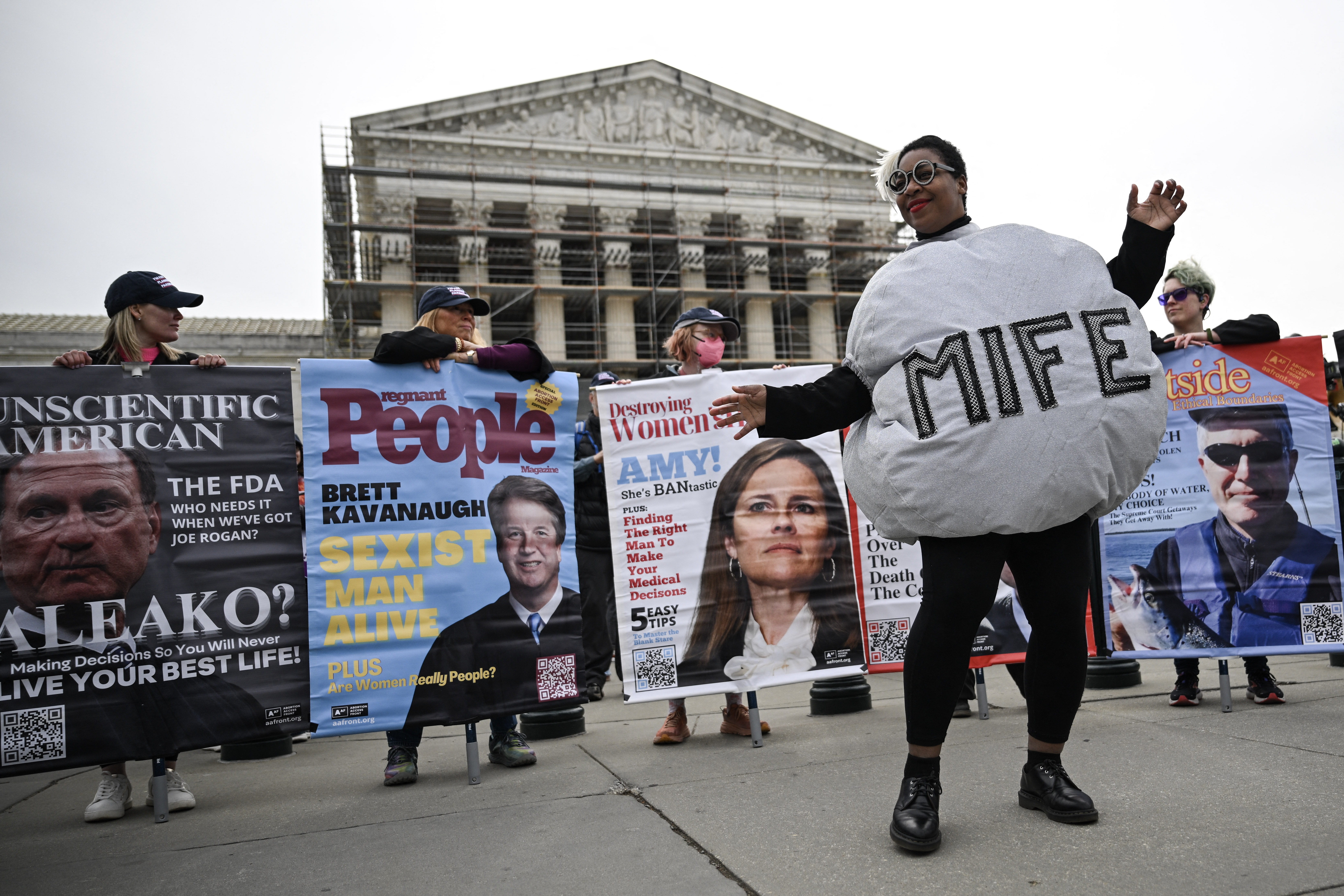 jessica.substack.com - Jessica Valenti - The Rise of 'Just in Case' Abortion Pills