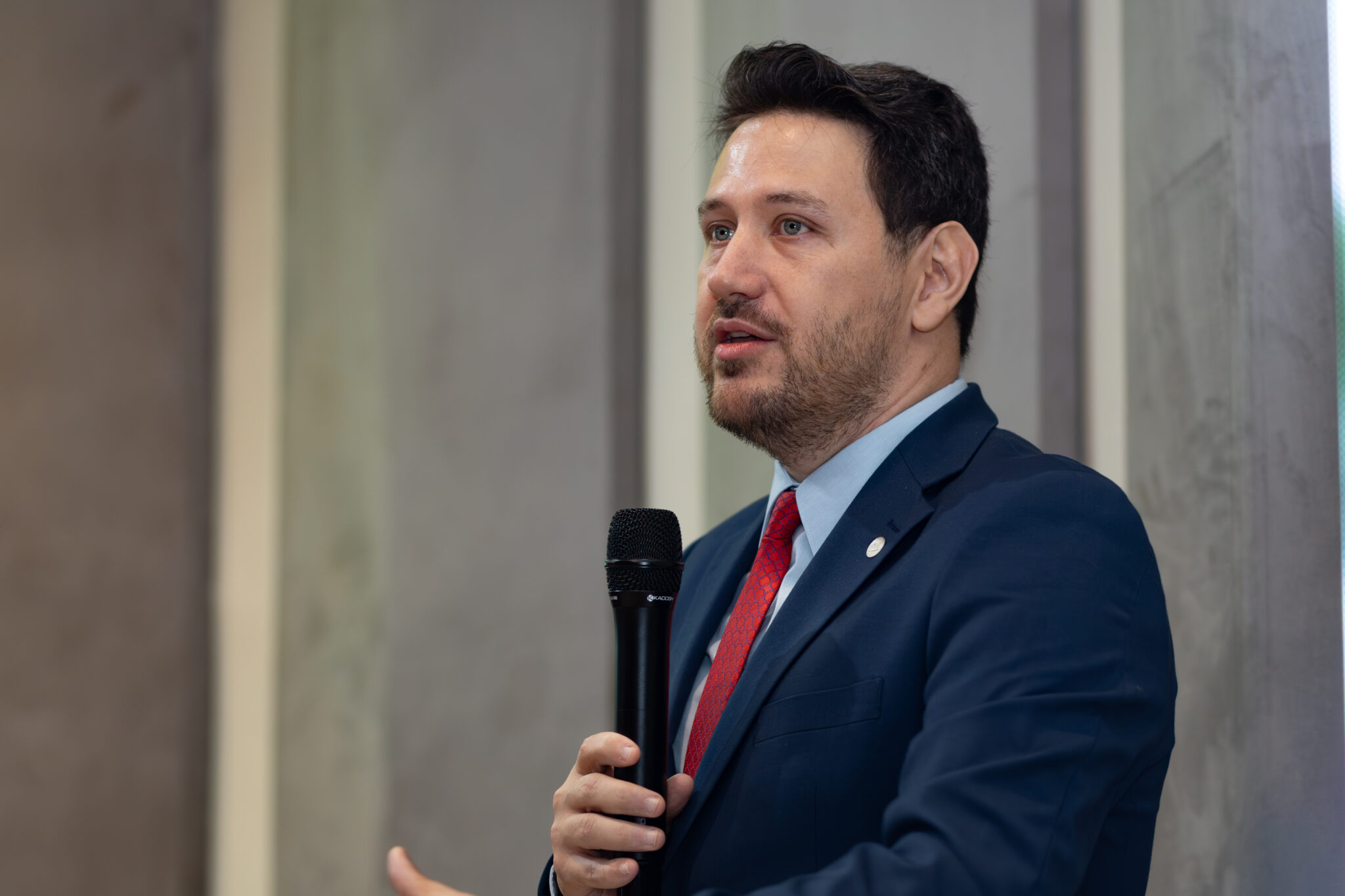 Vinicius Silva Lemos: Uma trajetória de dedicação à advocacia e à formação jurídica