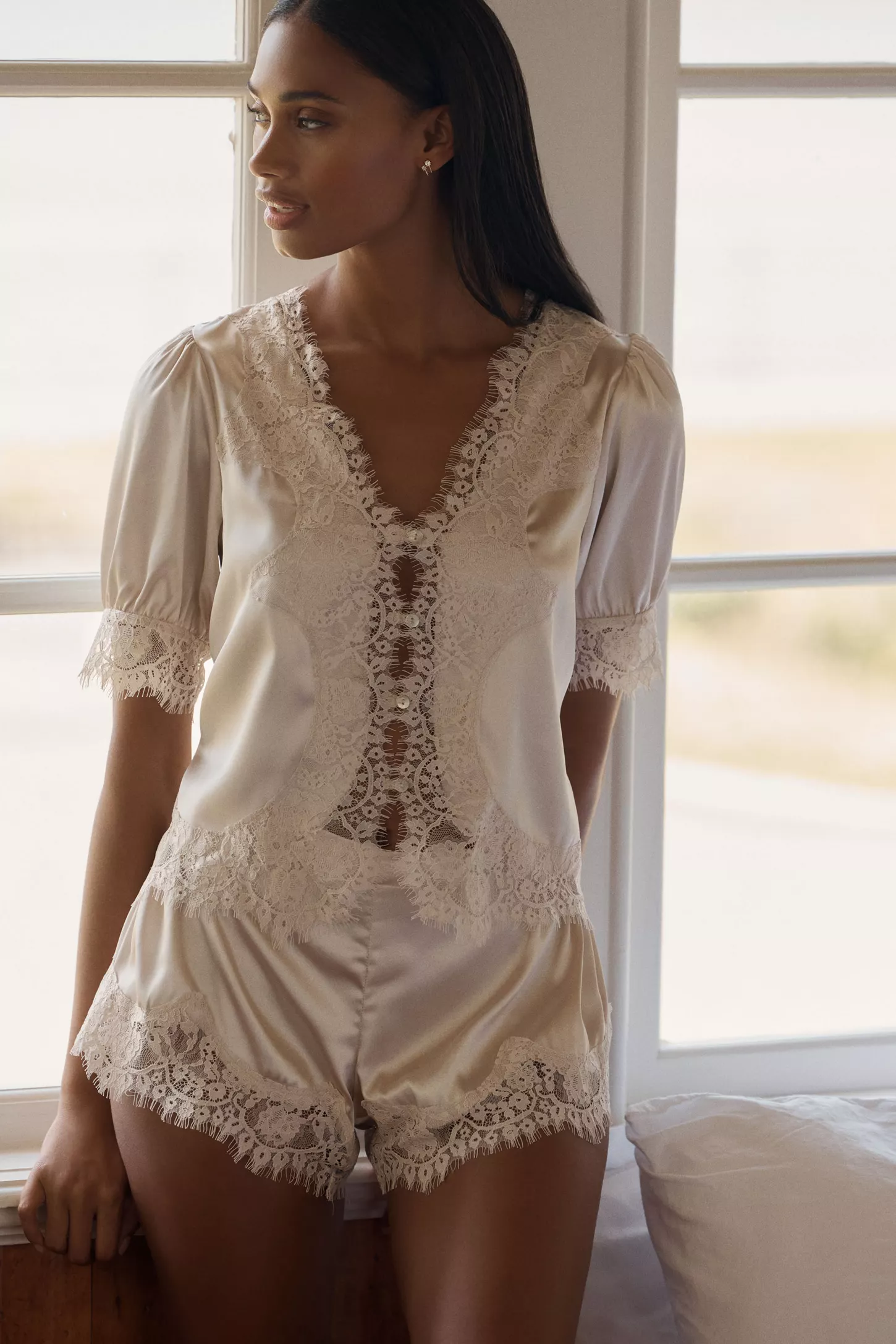 Adele Lace Trim Set in Champagne