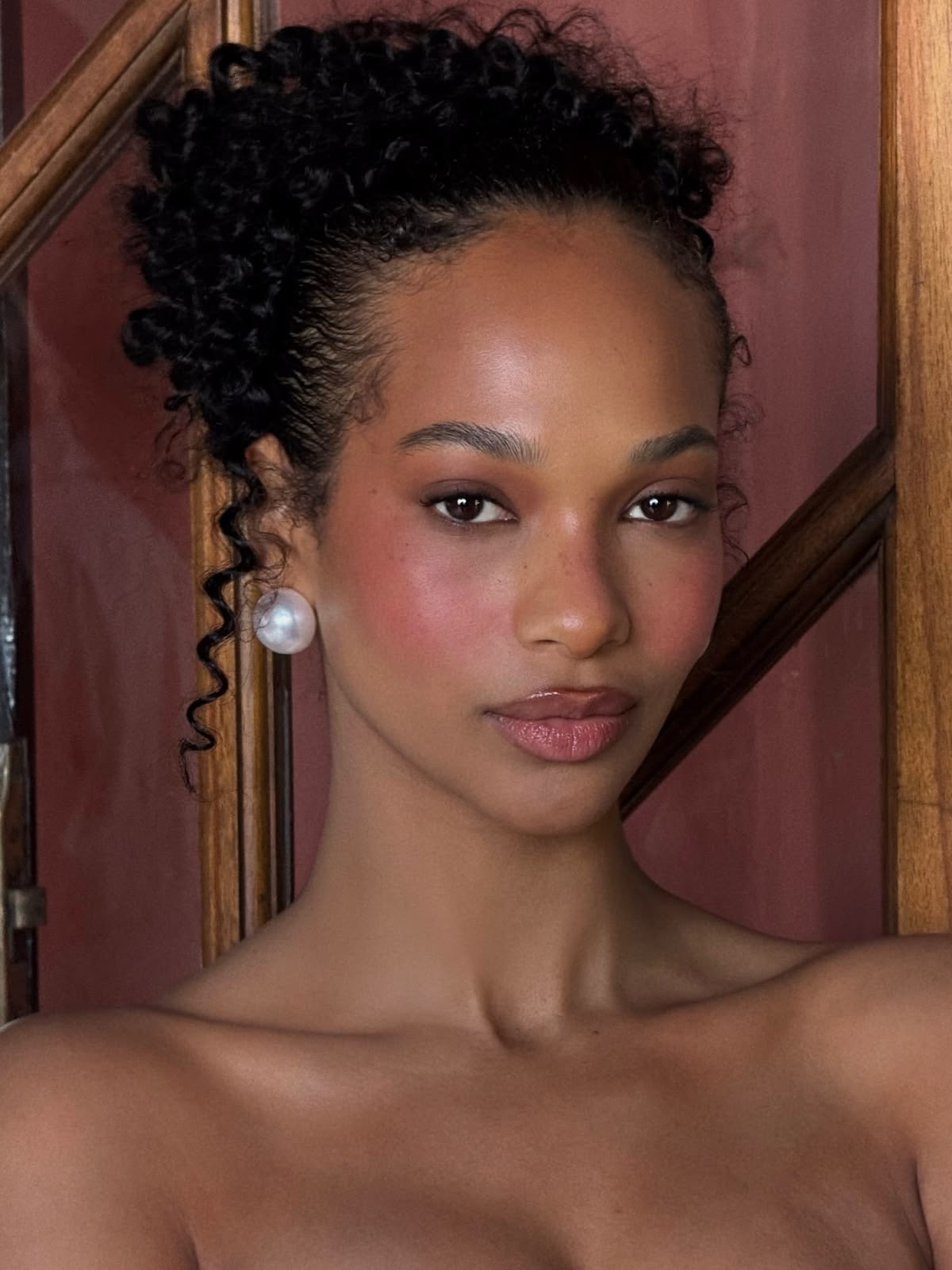Lip stains for brides