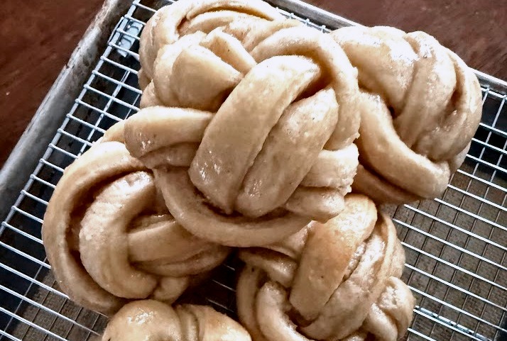 Triple Vanilla Buns! - by Laila - The Early Risers