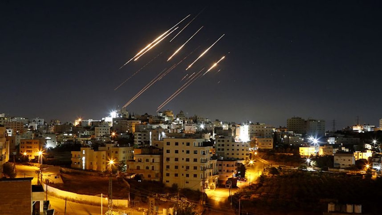 Comitiva de políticos brasileiros deixa Israel pela Jordânia em meio ao conflito