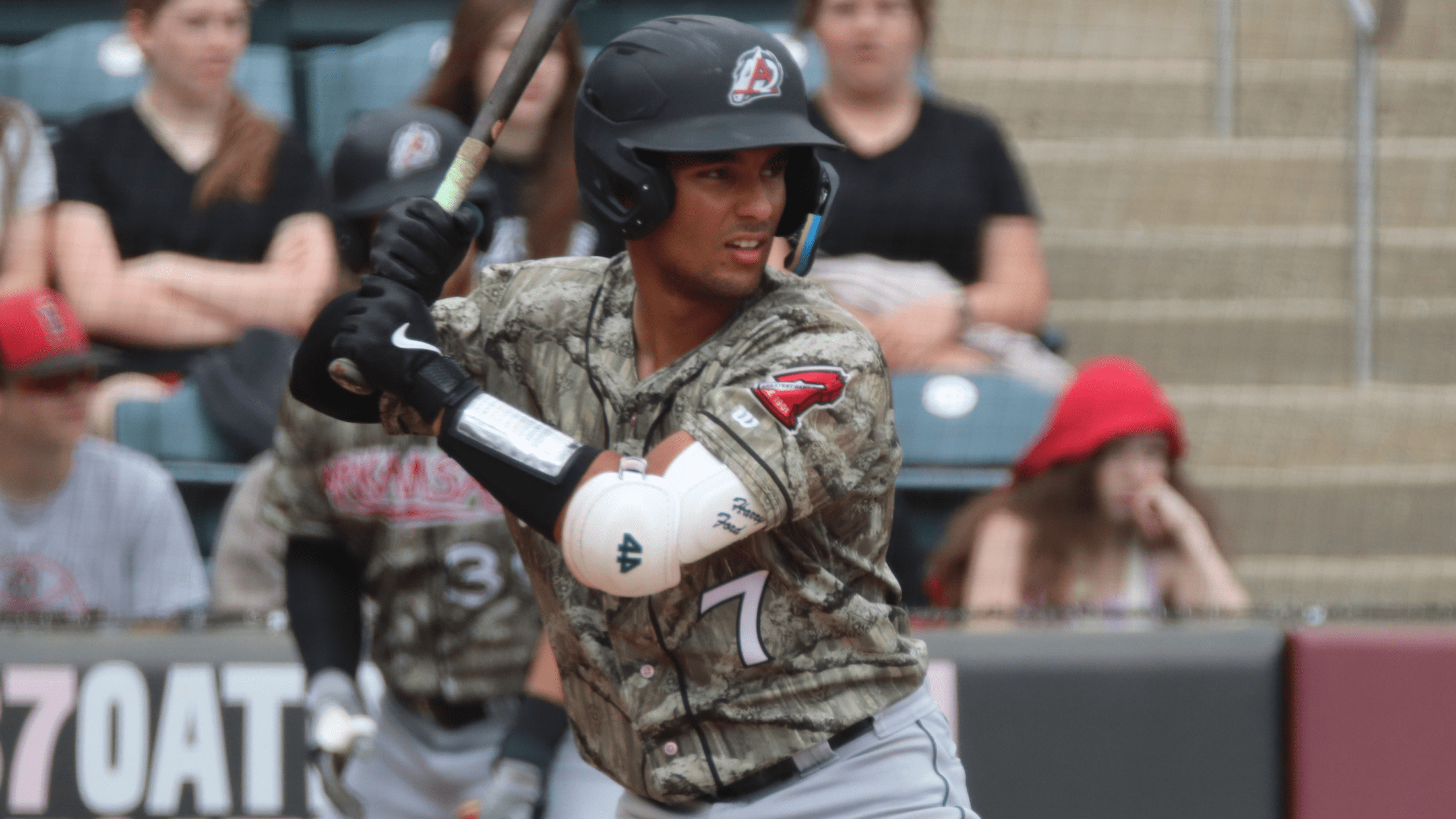 What to Expect from the Mariners' 'Big-League Ready' & Near-Ready Prospects in 2025