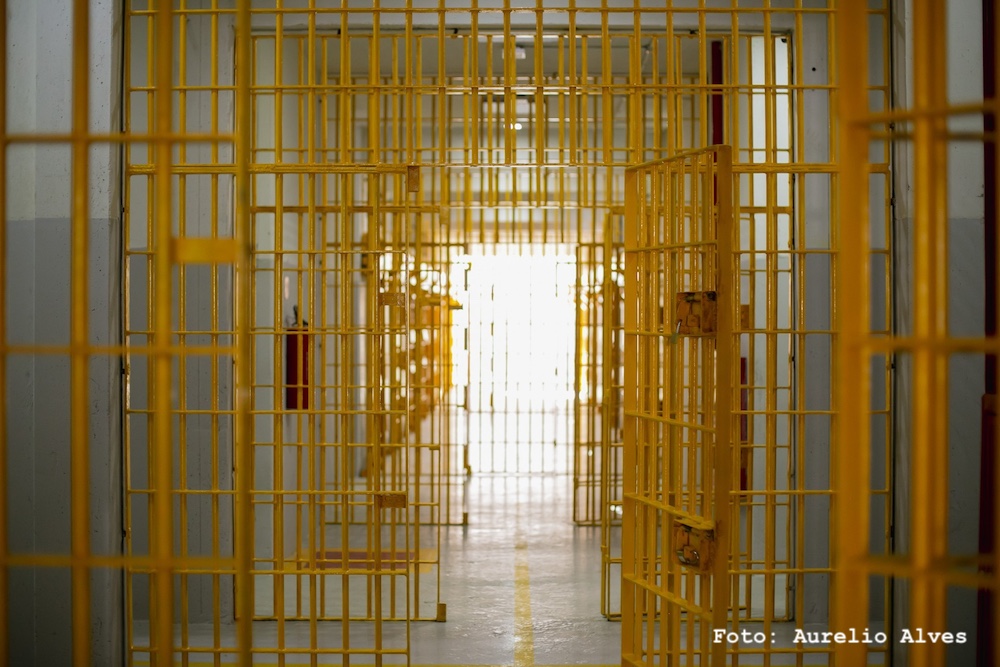 Formação superior antes da prisão não impede remição de pena pelo Enem