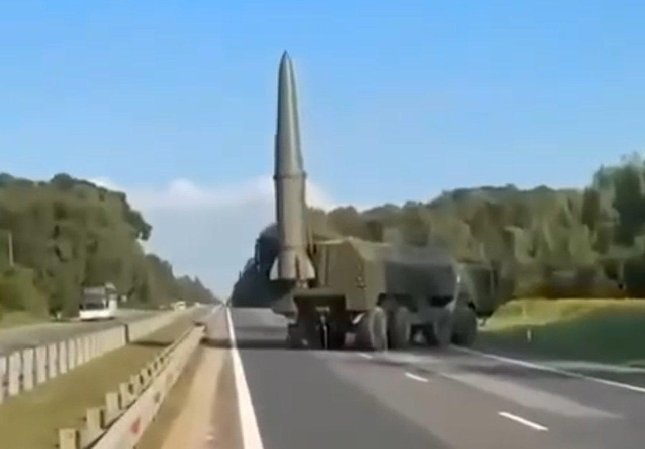 A military vehicle on the road
AI-generated content may be incorrect. A military vehicle on the road
AI-generated content may be incorrect.