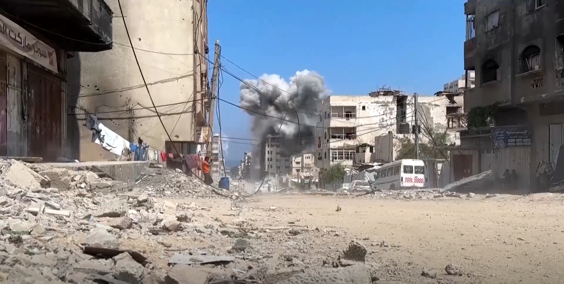 Nevzdržne razmere v Gazi: OZN in nevladne organizacije opozorile na množično lakoto