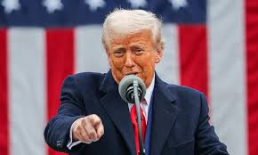 Trump ameaçou bombardear Moscou e Pequim, revelam Áudios de campanha