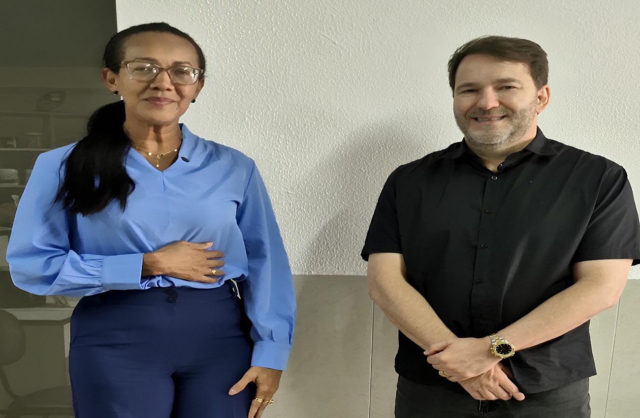 Alex Redano recebe demandas de Cacaulândia a pedido da vereadora Dora