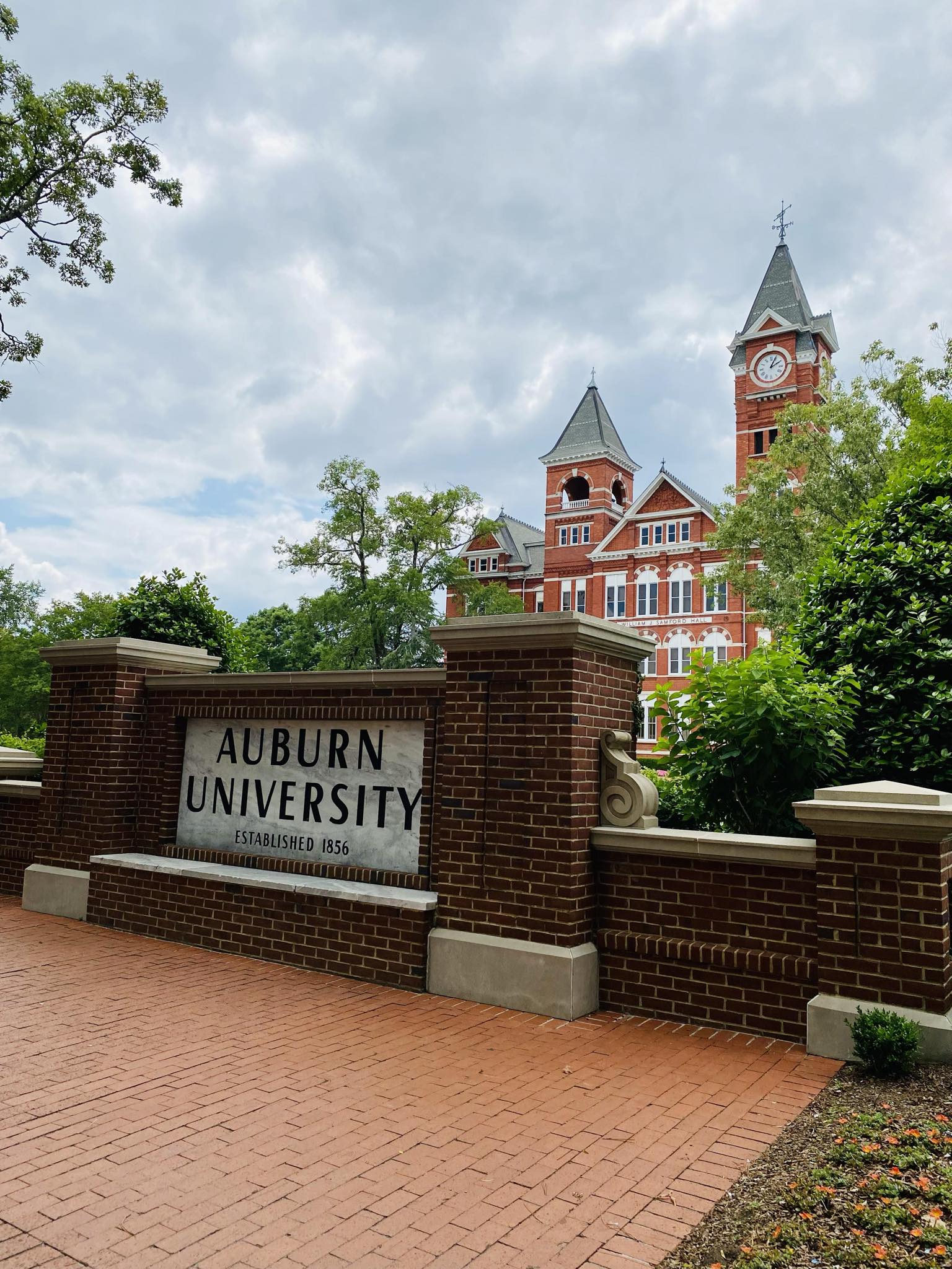 Why is Auburn called the "Loveliest Village on the Plains"? (and is it?)