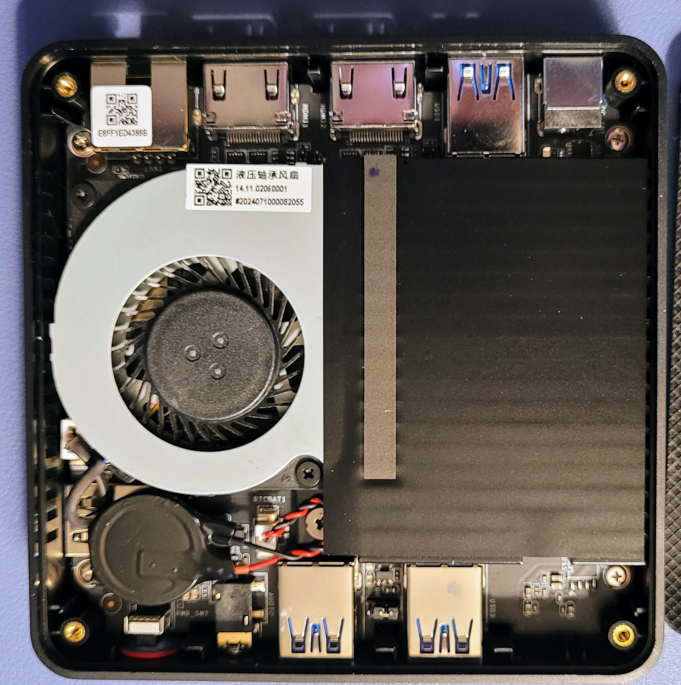 Fan assembly inside the Beelink T5 Mini PC