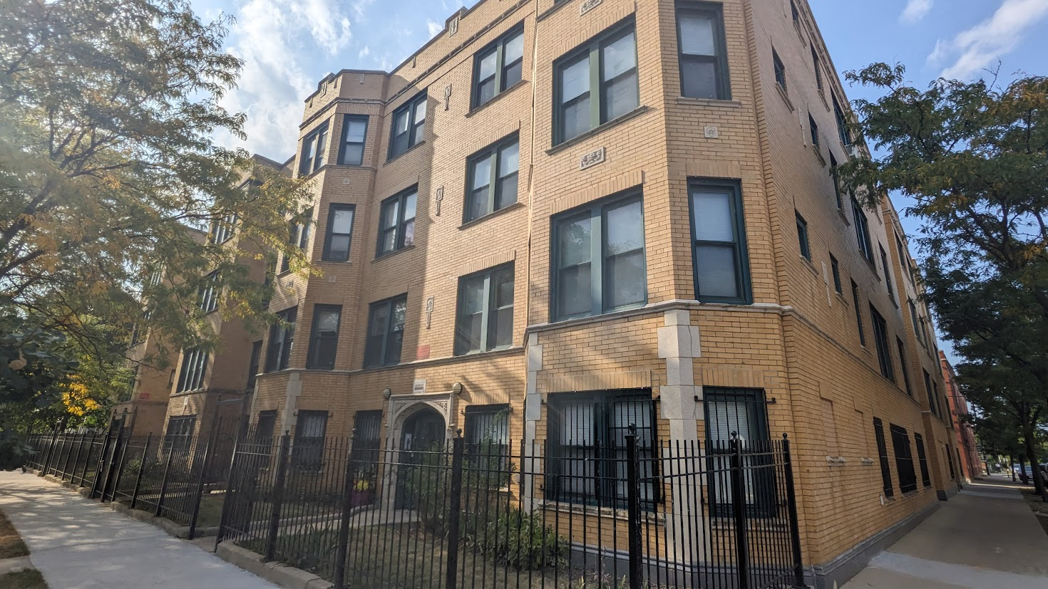 This Central Heat Pump Water Heater In Chicago Was One Of The First To ...