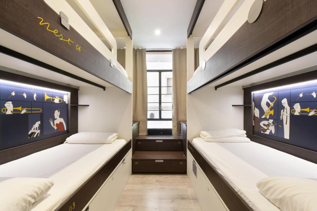 https://cf.bstatic.com/xdata/images/hotel/max1024x768/233729371.jpg?k=cc7404bfe025e6e8d1e282c3d6853fc45ce2958f54460878a4dc58ac07cb3922&o=