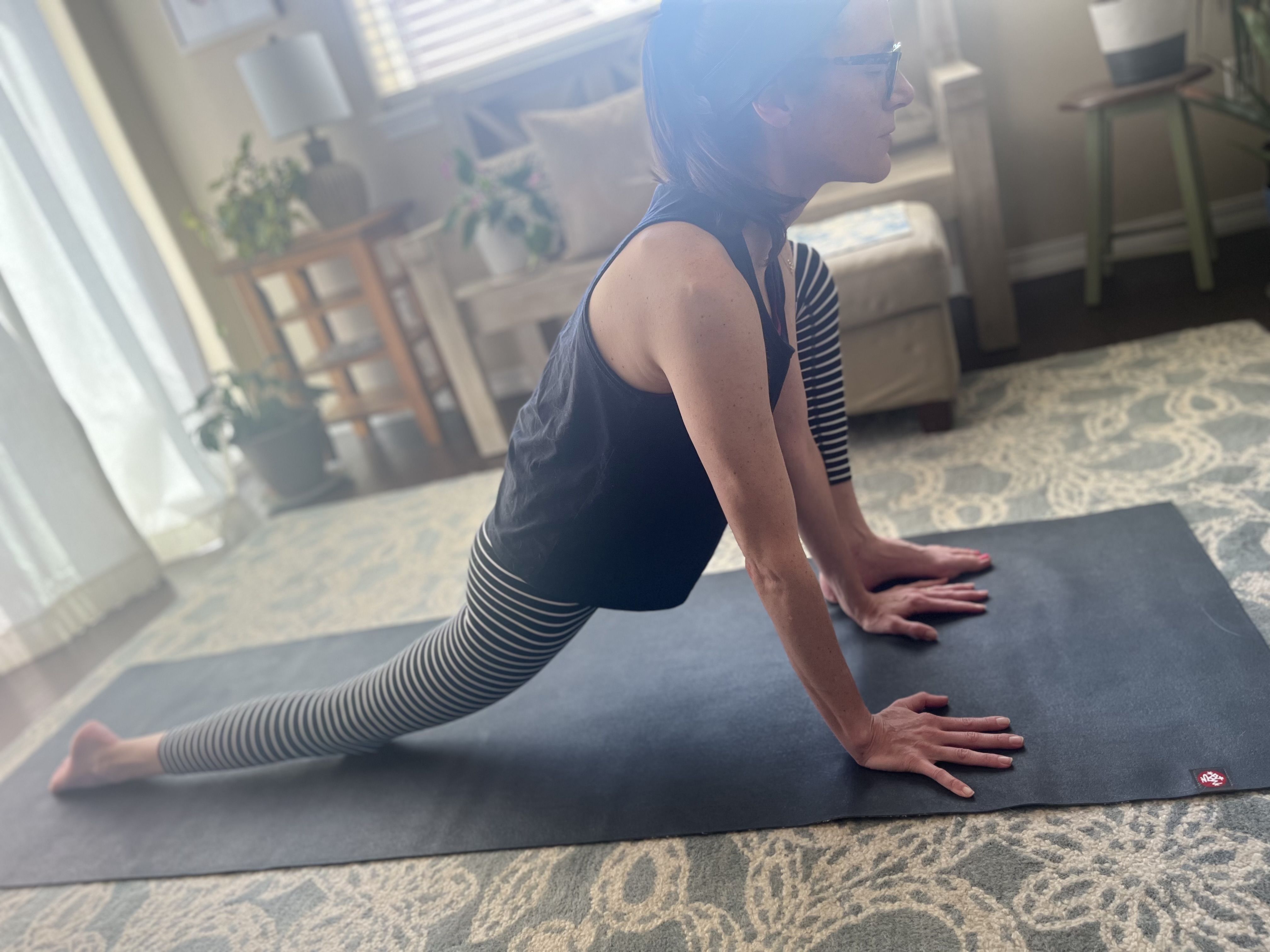 A quick yoga back/hip reset anyone?